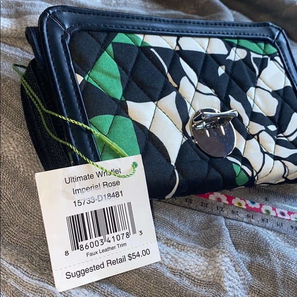 NWT wristlet by Vera Bradley - Picture 6 of 15